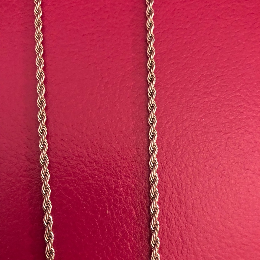 Silver - Picture 3 of 5